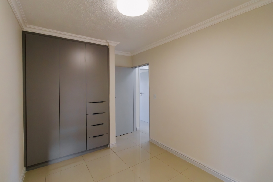 3 Bedroom Property for Sale in Bloubergrant Western Cape